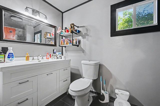 402 W Broadway Street, Three Rivers City, MI 49093