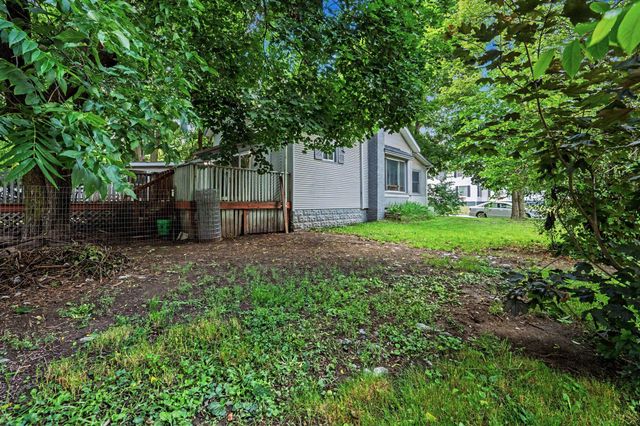 402 W Broadway Street, Three Rivers City, MI 49093