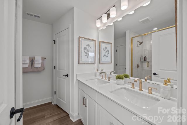 9017 Gulledge Court, Charlotte, NC 28262