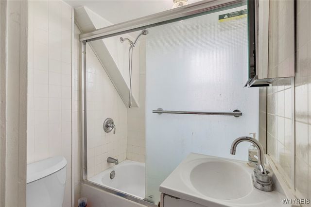 441 Schiller Street, Buffalo, NY 14212