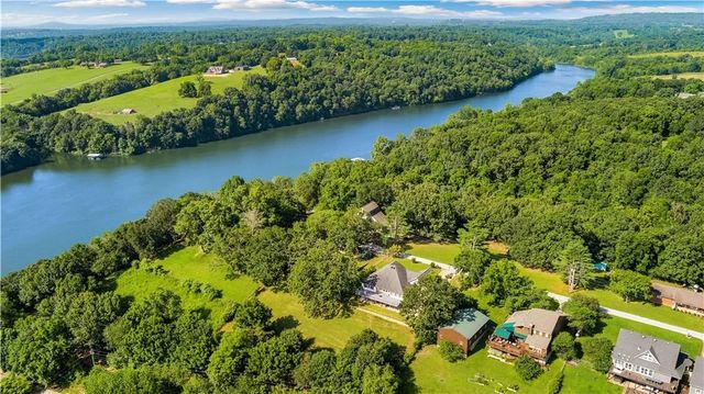21753 Chinquapin Road, Springdale, AR 72764