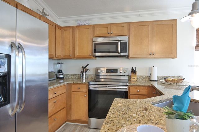 2506 AVENUE C AVENUE B, Bradenton Beach, FL 34217