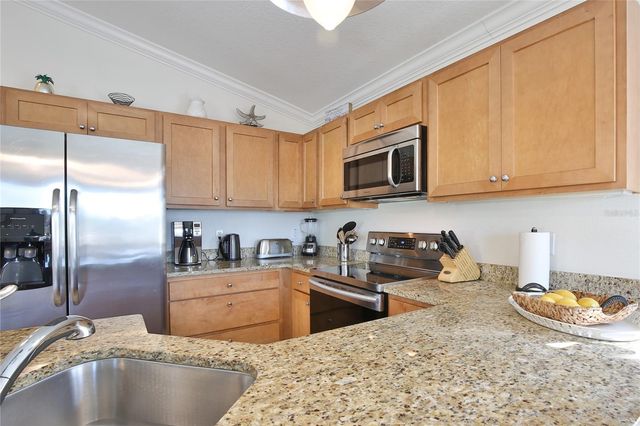 2506 AVENUE C AVENUE B, Bradenton Beach, FL 34217