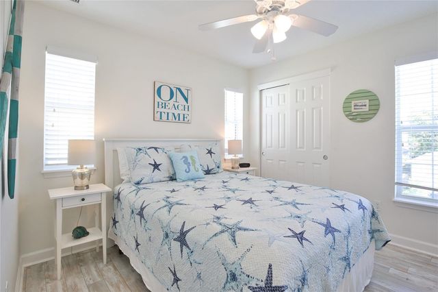 2506 AVENUE C AVENUE B, Bradenton Beach, FL 34217