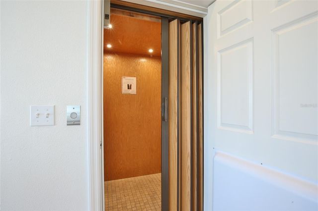 2506 AVENUE C AVENUE B, Bradenton Beach, FL 34217