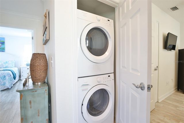 2506 AVENUE C AVENUE B, Bradenton Beach, FL 34217