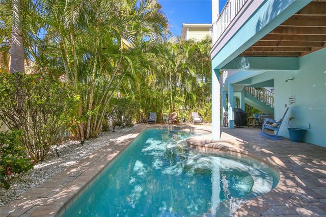 2506 AVENUE C AVENUE B, Bradenton Beach, FL 34217