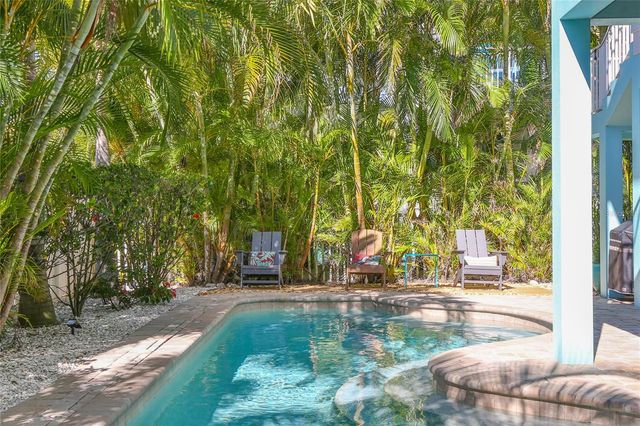 2506 AVENUE C AVENUE B, Bradenton Beach, FL 34217