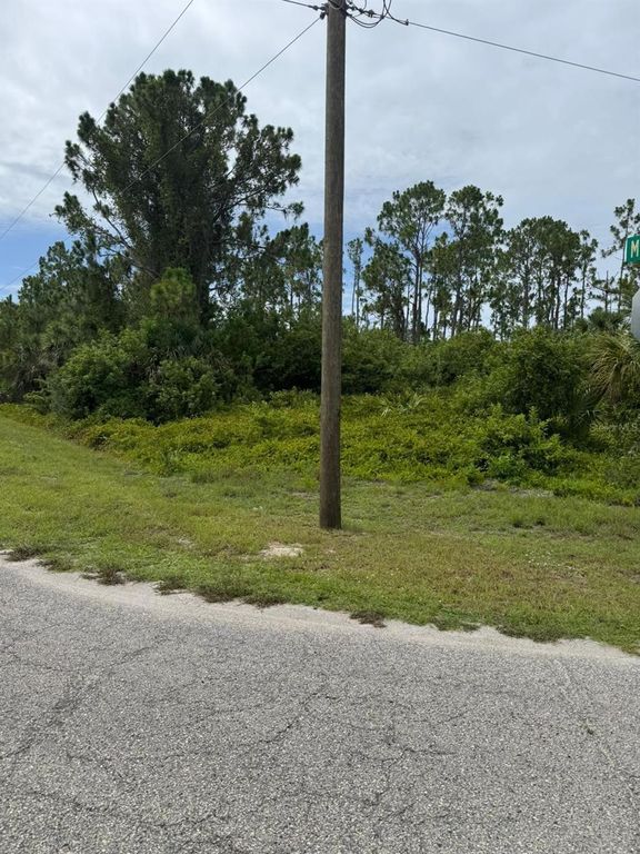 MATTOX CIRCLE, North Port, FL 34288