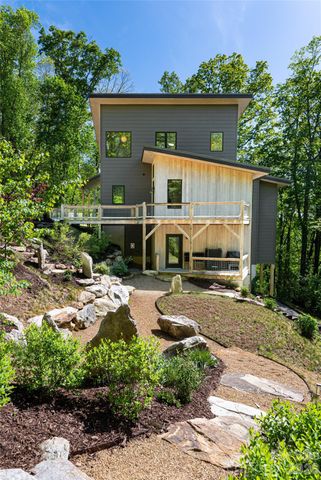 77 Mcintyre Drive, Asheville, NC 28803