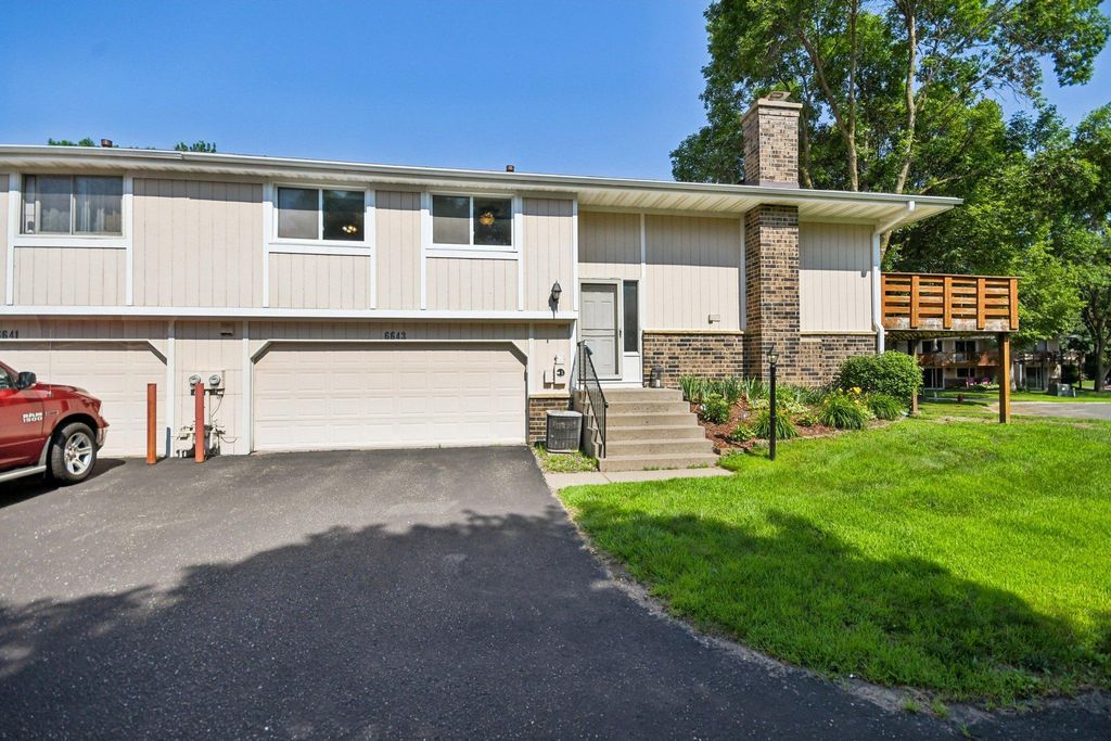 6643 Ives Lane N, Maple Grove, MN 55369