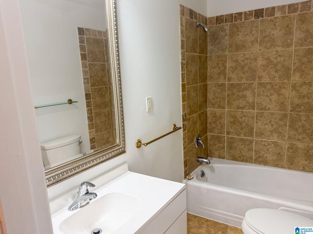 1032 CENTER STREET N, Birmingham, AL 35204