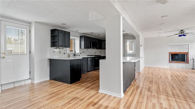 32 Milburn Road, East Providence, RI 02914