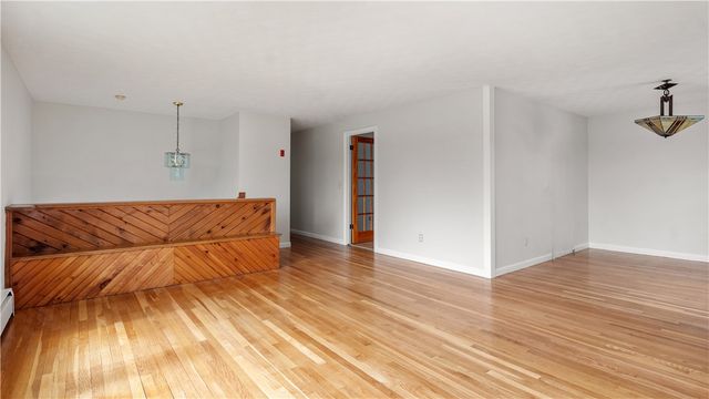 32 Milburn Road, East Providence, RI 02914