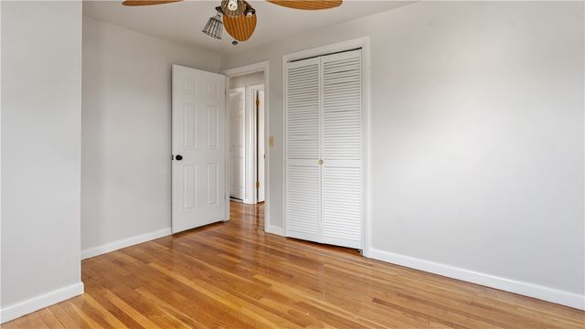 32 Milburn Road, East Providence, RI 02914