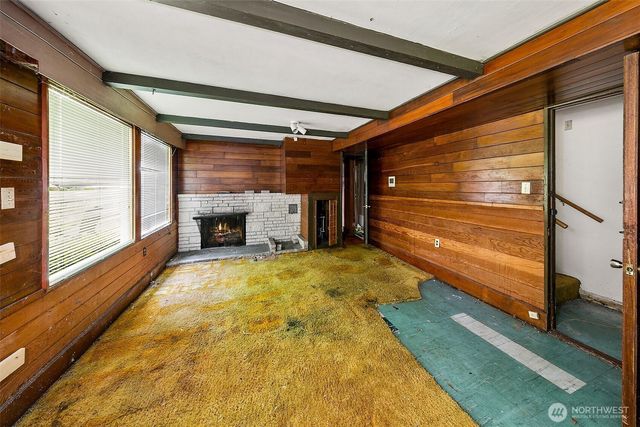 14048 41st Avenue NE, Seattle, WA 98125