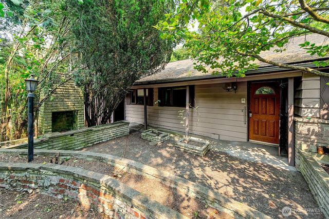 14048 41st Avenue NE, Seattle, WA 98125