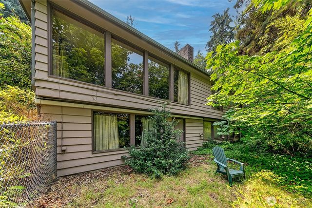14048 41st Avenue NE, Seattle, WA 98125