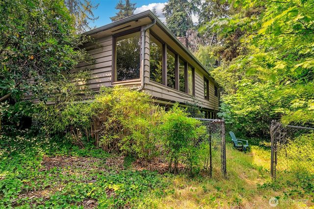 14048 41st Avenue NE, Seattle, WA 98125