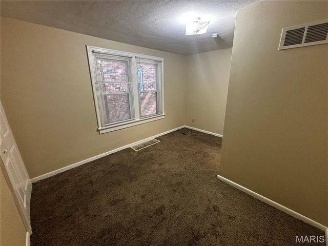 3507 Colonial Avenue, Normandy, MO 63121