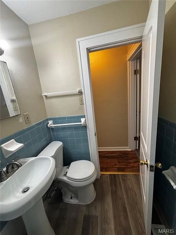 3507 Colonial Avenue, Normandy, MO 63121