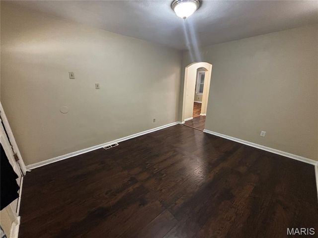 3507 Colonial Avenue, Normandy, MO 63121