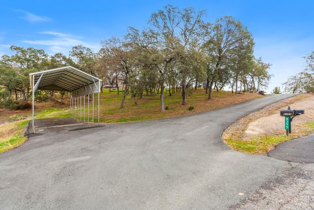 8395 Owens Way, Valley Springs, CA 95252