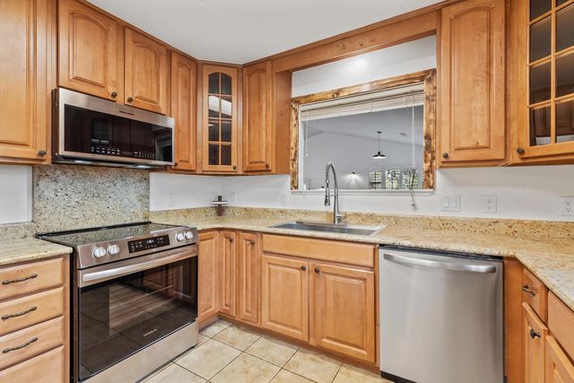 8395 Owens Way, Valley Springs, CA 95252