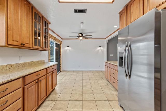 8395 Owens Way, Valley Springs, CA 95252