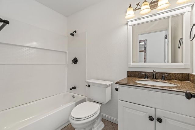 8395 Owens Way, Valley Springs, CA 95252