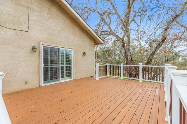 8395 Owens Way, Valley Springs, CA 95252