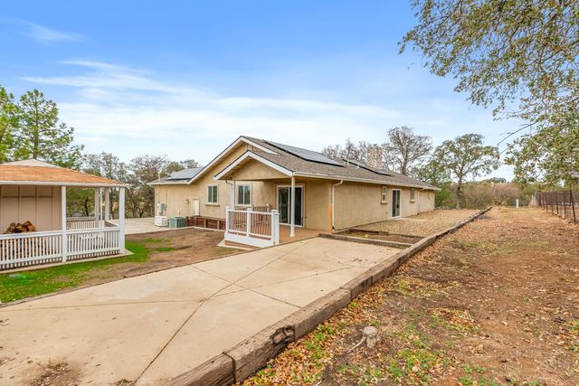 8395 Owens Way, Valley Springs, CA 95252