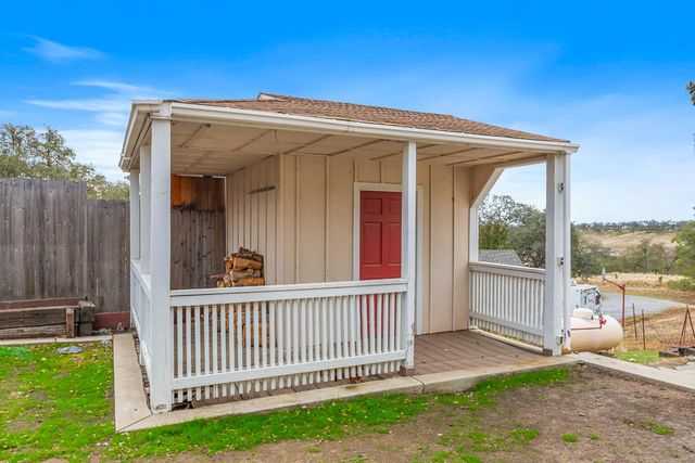 8395 Owens Way, Valley Springs, CA 95252