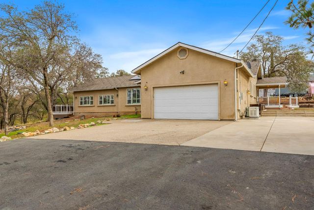 8395 Owens Way, Valley Springs, CA 95252