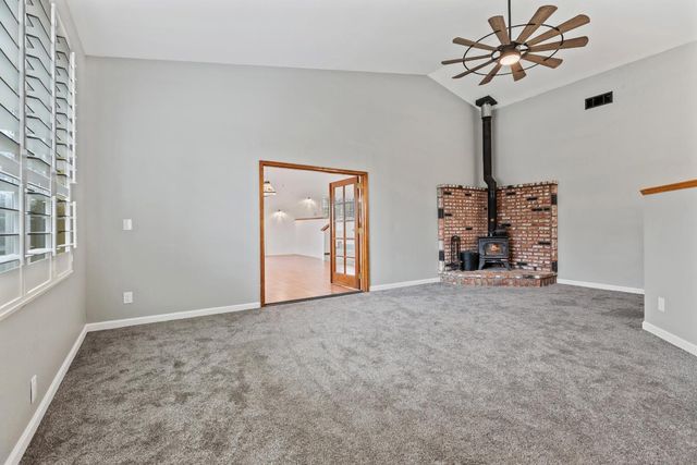 8395 Owens Way, Valley Springs, CA 95252