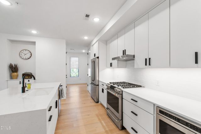 29 Enterprise Street 211, Raleigh, NC 27607