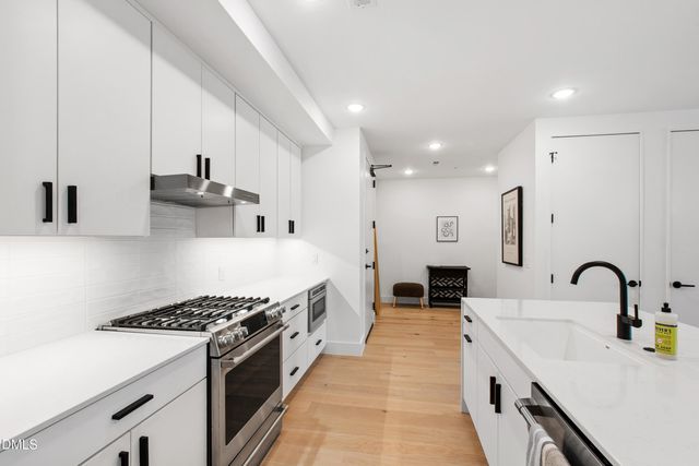 29 Enterprise Street 211, Raleigh, NC 27607