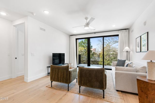 29 Enterprise Street 211, Raleigh, NC 27607