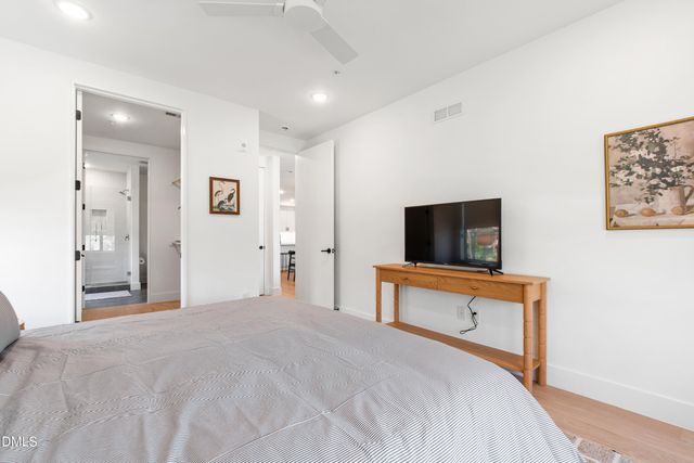 29 Enterprise Street 211, Raleigh, NC 27607