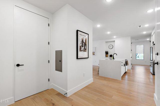 29 Enterprise Street 211, Raleigh, NC 27607