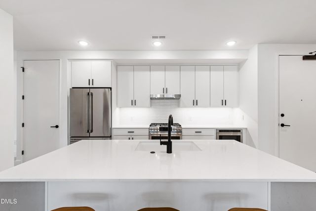 29 Enterprise Street 211, Raleigh, NC 27607