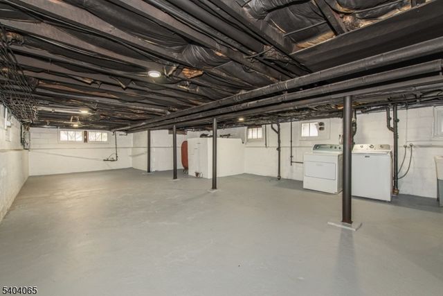 412 Berkeley Ave, Bloomfield Twp., NJ 07003