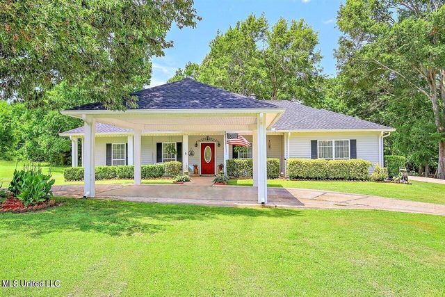 512 Stokes Road, Ridgeland, MS 39157