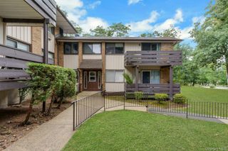 197 Sierra Vista Lane, Valley Cottage, NY 10989