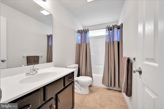 1008 DAISY DR, Temple, PA 19560