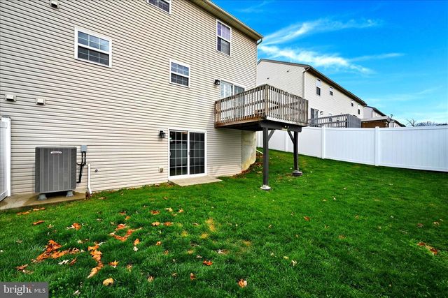 1008 DAISY DR, Temple, PA 19560