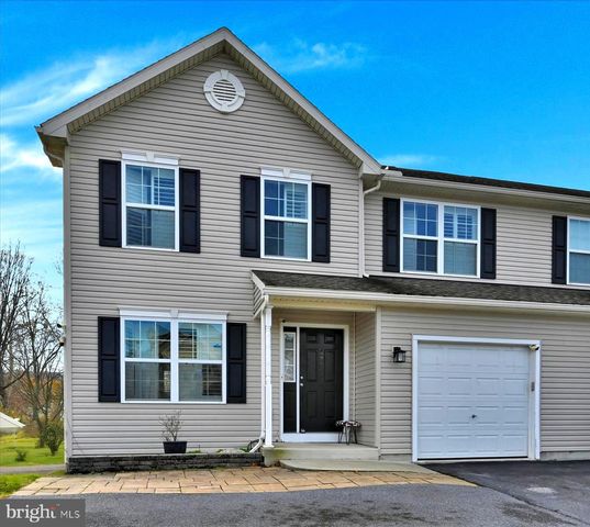 1008 DAISY DR, Temple, PA 19560