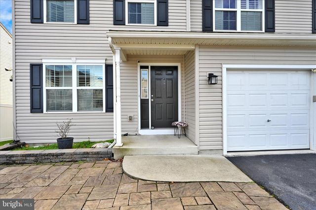 1008 DAISY DR, Temple, PA 19560