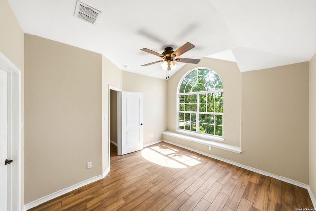 28130 George Obrien, San Antonio, TX 78260