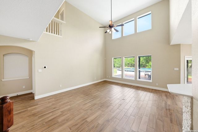 28130 George Obrien, San Antonio, TX 78260